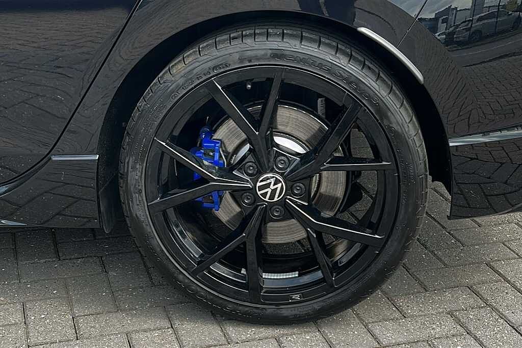 Volkswagen Golf R MK8 2.0 TSI 4Motion 20 Years 333PS DSG